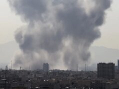 Stati Uniti e Israele lanciano attacchi contro l’Iran