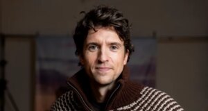 Greg James paragona la sua “assurda” sfida al Purple Nostril Day al Tour de France