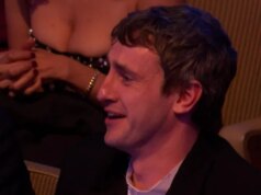 Paul Mescal arrossato dopo essere stato beccato al telefono ai Bafta in un momento “imbarazzante”.