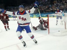 Brock Nelson, gli Stati Uniti perforano la Lettonia 5-1 nella gara d’apertura di hockey maschile a Milano