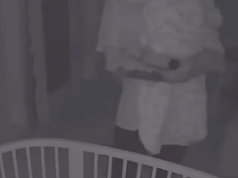 Il conduttore di Masked Singer Joel Dommett ha rivelato l’identità di Conkers al figlio prima della finale, che se l’è lasciata scappare