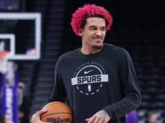 Sprona l’attaccante Jeremy Sochan disponibile sul mercato di buyout dopo essere stato rinunciato