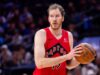 Jakob Poeltl dei Raptors discutibile contro i Rockets, fuori Collin Murray-Boyles
