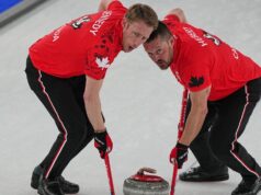 Il canadese Jacobs batte la Gran Bretagna e conquista la semifinale nel curling maschile olimpico
