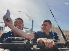 “La Rugby League sta prendendo il sopravvento!” | Le star dei rinoceronti visitano Las Vegas a bordo di un hummer militare