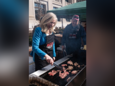 ‘E. La foto dell’hamburger di coli riemerge dopo che le abilità alla griglia di un altro democratico sono state date alle fiamme: “Che cos’è?”