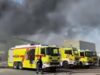 Scoppia un incendio in un magazzino nella zona industriale di Al Muzoon advert Abu Dhabi, non si segnalano feriti