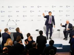 Rubio mantiene la ferma posizione di Trump e usa toni più morbidi nei discorsi agli alleati