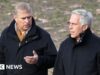 Guarda: come si confronta l’intervista di Andrew alla BBC con ciò che ci dicono ora le e-mail di Epstein