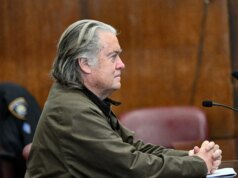 Gli affiliati di Trump Bannon ed Epshteyn nominati nella causa sulle criptovalute “Let’s Go Brandon”