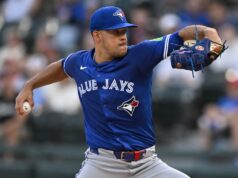 Jose Berrios dei Blue Jays lancia quattro inning senza reti contro gli Yankees