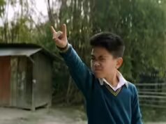 Il Primo Ministro Narendra Modi si congratula con “Boong” dopo la vittoria ai BAFTA