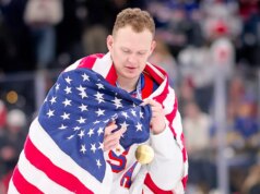 La stella del Crew USA Brady Tkachuk afferma di essere stato sottoposto al check antidroga subito dopo che la squadra di hockey maschile ha vinto l’oro olimpico