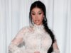 Cardi B incolpa il governo per la caduta del concerto di Las Vegas dopo aver provocato il DHS on-line