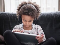 L’indagine rivela che YouTube sta offrendo sconsiderata intelligenza artificiale a bambini piccoli e in età prescolare