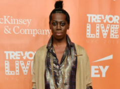 La star di America’s Subsequent High Mannequin J Alexander, 67 anni, rivela che un ictus lo ha lasciato “incapace di camminare”