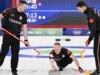 La partita di curling olimpica precipita nel caos dopo che le accuse di frode hanno provocato insulti profani