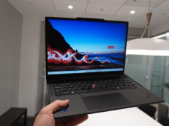 Uno dei ThinkPad Lenovo più leggeri che ho testato non ha una durata così lunga per carica