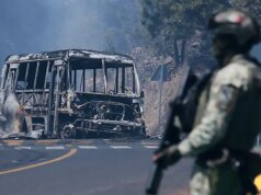 Il bilancio delle vittime aumenta dopo l’uccisione del chief del cartello della droga messicano in un’operazione appoggiata dagli Stati Uniti