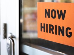 A gennaio i datori di lavoro hanno creato 130.000 posti di lavoro, superando le aspettative