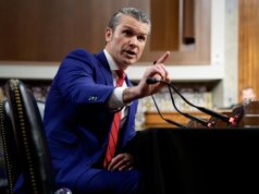 Hegseth afferma che il Pentagono cancella la presenza delle truppe nelle migliori università