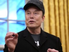 Elon Musk Eyes Moon Facility, oltre a catapulta per inviare satelliti AI in orbita