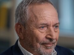 Larry Summers si dimette da Harvard per i legami con Epstein