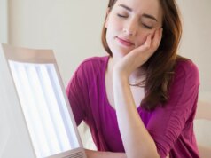 Il trucco energetico definitivo: come utilizzare la terapia della luce per sconfiggere la depressione dell’ora legale