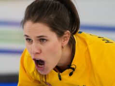 La squadra svedese Anna Hasselborg batte la Svizzera per l’oro olimpico nel curling femminile