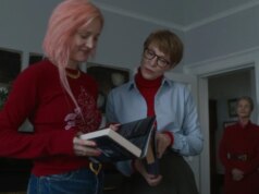 PADRE MADRE SORELLA FRATELLO recensione: Adam Driver, Indya Moore e Jim Jarmusch tornano a collaborare per un elegant dramma familiare