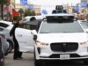 I conducenti di DoorDash vengono pagati per chiudere le portiere delle auto Waymo