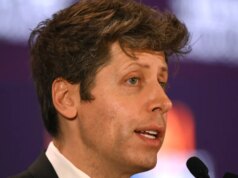 OpenAI potrebbe vendere altoparlanti intelligenti con fotocamera a 300 dollari nel 2027