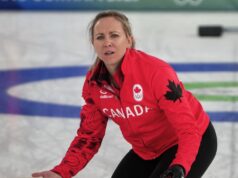 La squadra canadese Rachel Homan avanza alle semifinali olimpiche di curling femminile