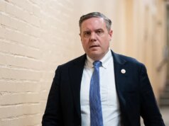 Trump ottiene l’appoggio del parlamentare repubblicano per la presunta mancanza di sostegno all’agenda tariffaria dell’amministrazione