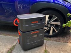 Hai bisogno di corrente in campeggio? Questa stazione batteria portatile ha una durata di diversi giorni