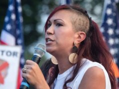 Il ricco distretto scolastico del Maryland PTA insegna ai genitori come interrompere le operazioni di controllo dell’ICE