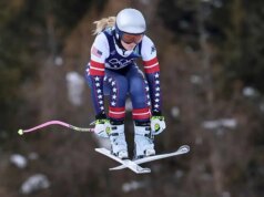 Lindsey Vonn fa “piccoli passi” dopo l’ultimo intervento chirurgico durato più di 6 ore: “Un sacco di placche e viti”