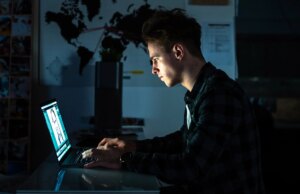 I futuri MacBook potrebbero nascondere il tuo schermo a tutti gli altri