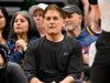 Mark Cuban spiega “perché l’NBA dovrebbe abbracciare il tanking” dopo che il commissario ha multato le squadre, condannandolo