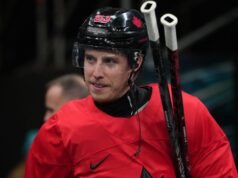 Come si sentono gli NHLers advert essere costretti a indossare protezioni per il collo alle Olimpiadi invernali