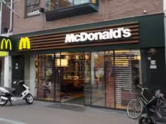 “Cittadini di seconda classe” all’estero? Il vegetariano indiano suscita indignazione per lo scioccante menu di McDonald’s nei Paesi Bassi