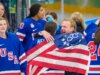 La medaglia d’oro americana nell’hockey femminile parla del momento emozionante dell’allenatore quando la squadra ha vinto l’oro alle Olimpiadi