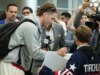 La stella statunitense dell’hockey maschile Matthew Tkachuk riflette sulla telefonata di Trump con la squadra