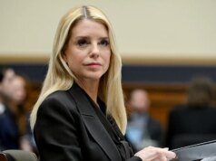 L’AG Pam Bondi annuncia che “tutti” i file Epstein sono stati rilasciati, elencando oltre 300 nomi di alto profilo