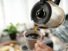 L’abitudine quotidiana al caffè può avere un ruolo nel rischio di demenza, secondo uno studio