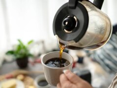 L’abitudine quotidiana al caffè può avere un ruolo nel rischio di demenza, secondo uno studio