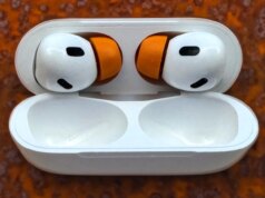 I miei AirPods non sarebbero rimasti nelle mie orecchie: questi auricolari da $ 20 mi hanno dato la libertà