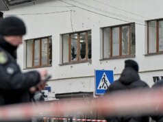 Un morto e decine di feriti in un “attacco terroristico” in Ucraina, cube Zelenskyj