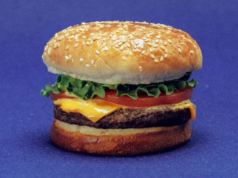 Cos’è la carne ibrida? Spiegazione del trucco per un’alimentazione sana