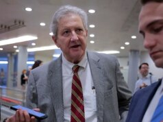 Kennedy avverte che l’ayatollah vuole “bere il nostro sangue da uno stivale” mentre le tensioni in Iran aumentano